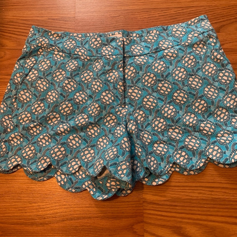 Crown and ivy size 8 shorts